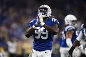 Justin Houston signe un contrat d'un an avec les Ravens de Baltimore
